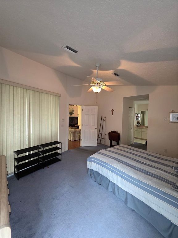 Image 25 of property listing at 10904 BROOKHAVEN DRIVE, New Port Richey, FL 34654