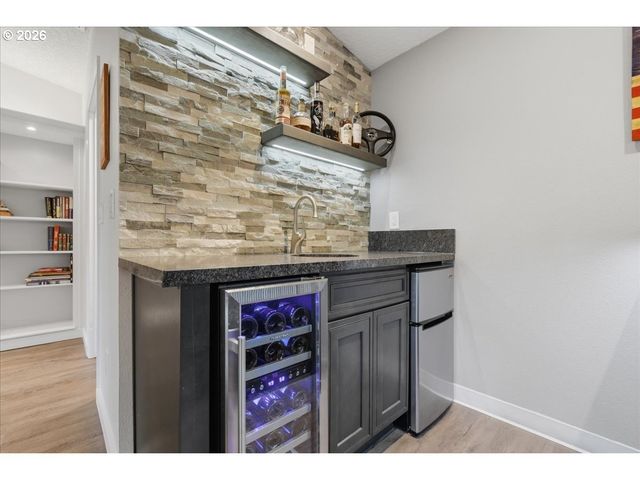 12003 Se 16TH Cir, Vancouver, WA 98683