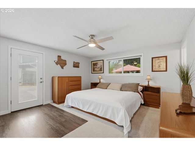 12003 Se 16TH Cir, Vancouver, WA 98683