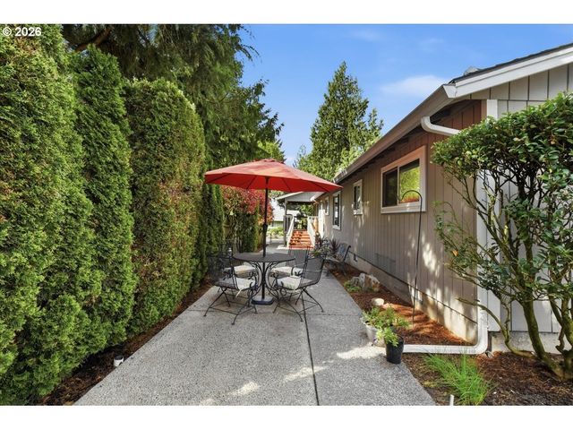 12003 Se 16TH Cir, Vancouver, WA 98683