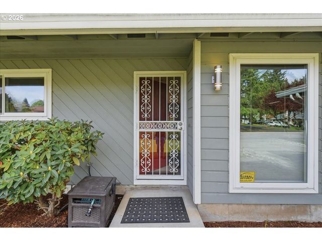12003 Se 16TH Cir, Vancouver, WA 98683