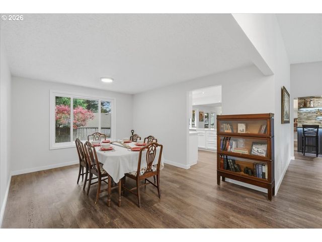 12003 Se 16TH Cir, Vancouver, WA 98683