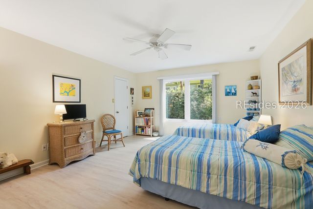 18 Canvasback Rd, Hilton Head Island, SC 29928
