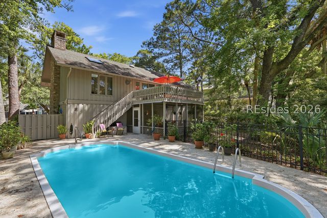 18 Canvasback Rd, Hilton Head Island, SC 29928
