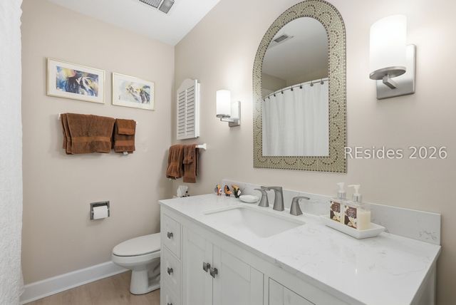 18 Canvasback Rd, Hilton Head Island, SC 29928