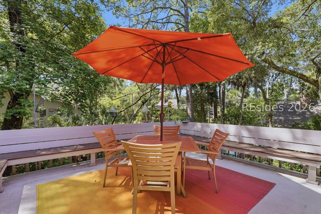 18 Canvasback Rd, Hilton Head Island, SC 29928