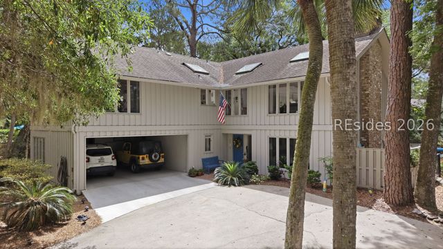 18 Canvasback Rd, Hilton Head Island, SC 29928