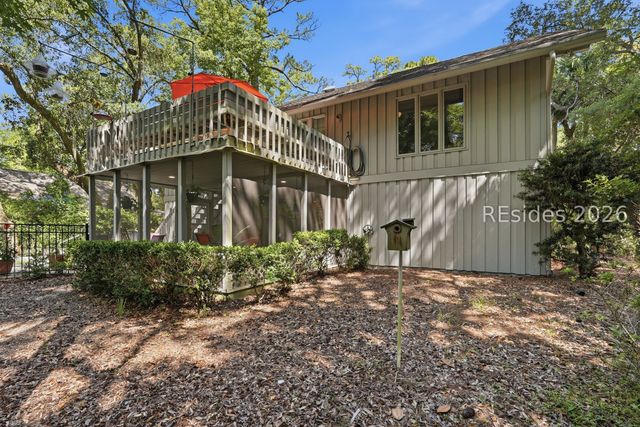 18 Canvasback Rd, Hilton Head Island, SC 29928