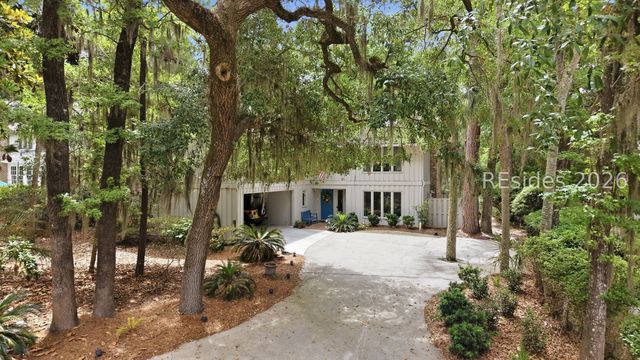 18 Canvasback Rd, Hilton Head Island, SC 29928