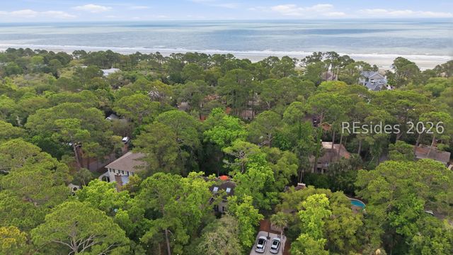 18 Canvasback Rd, Hilton Head Island, SC 29928