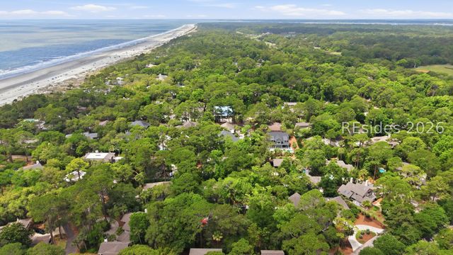 18 Canvasback Rd, Hilton Head Island, SC 29928
