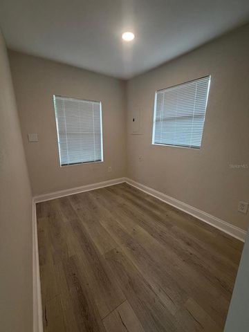 8424 N HIGHLAND AVENUE, Tampa, FL 33604