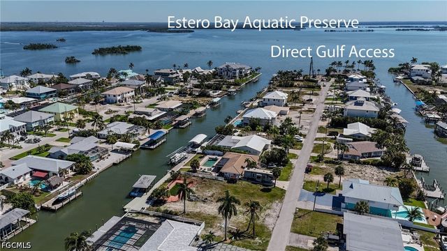 207 Ibis ST, Fort Myers Beach, FL 33931