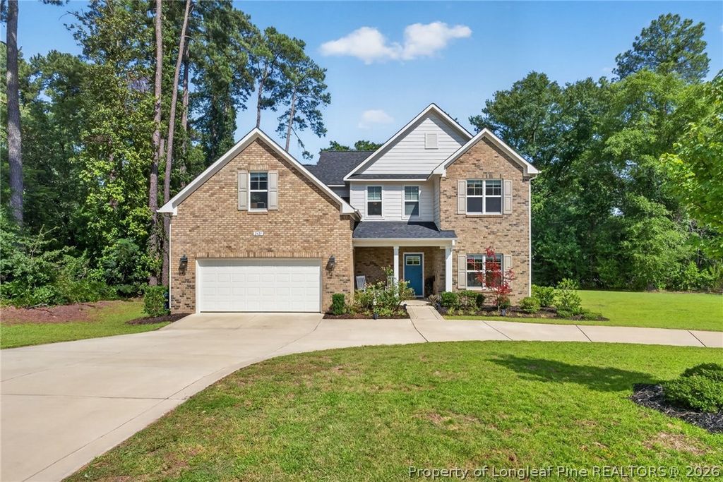 2421 Amigo Drive, Fayetteville, NC 28305 — exterior