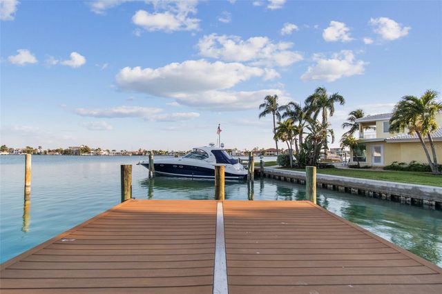 530 59TH AVENUE, St Pete Beach, FL 33706