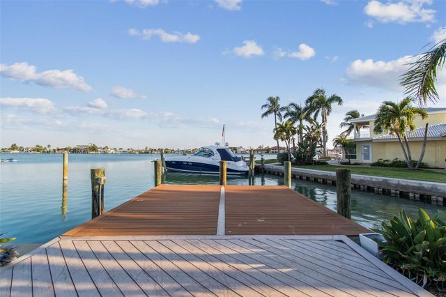 530 59TH AVENUE, St Pete Beach, FL 33706