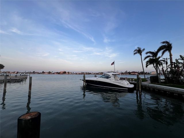 530 59TH AVENUE, St Pete Beach, FL 33706