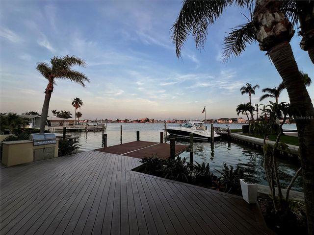 530 59TH AVENUE, St Pete Beach, FL 33706