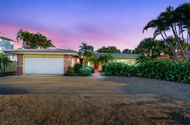 530 59TH AVENUE, St Pete Beach, FL 33706