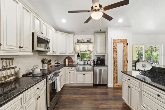 8683 N TEATHER TERRACE, Dunnellon, FL 34434