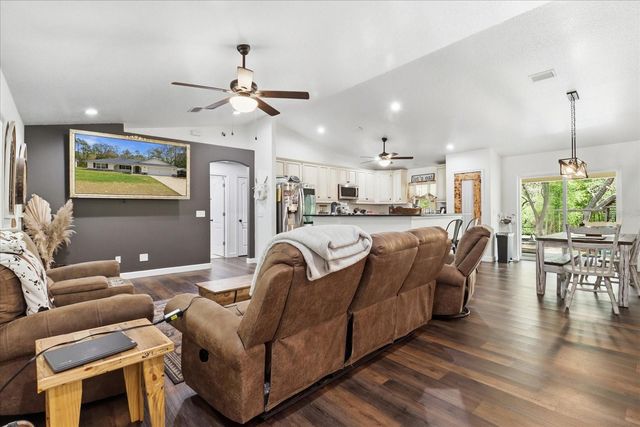 8683 N TEATHER TERRACE, Dunnellon, FL 34434