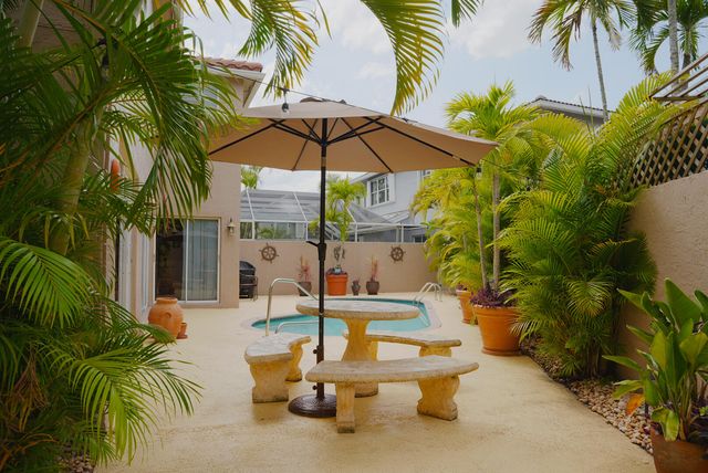 10645 Wheelhouse Circle, Boca Raton, FL 33428