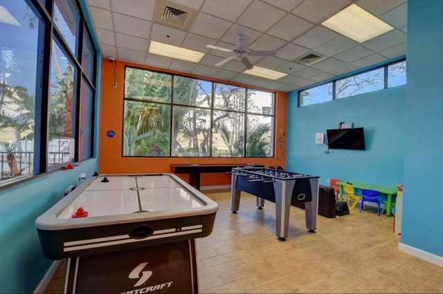 10645 Wheelhouse Circle, Boca Raton, FL 33428