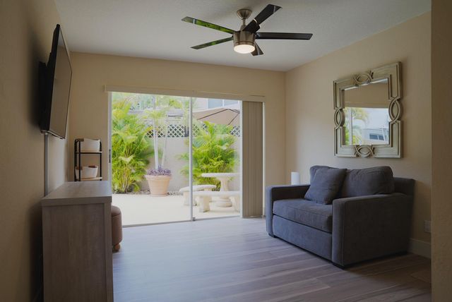 10645 Wheelhouse Circle, Boca Raton, FL 33428