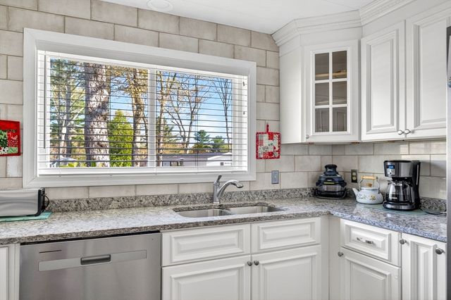 19 Timber Lane, Wareham, MA 02576