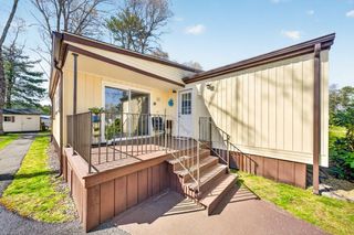 19 Timber Lane, Wareham, MA 02576