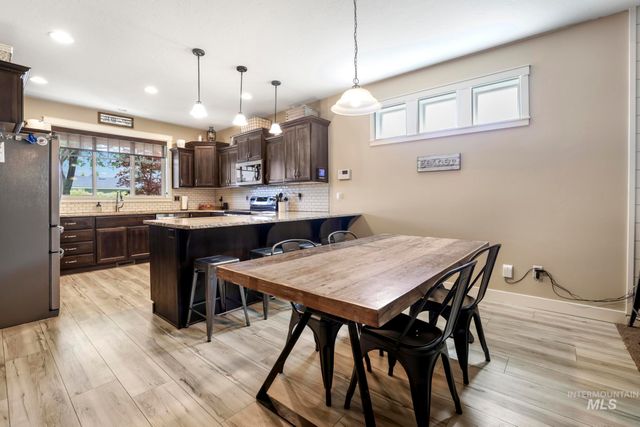 2083 Tendoy St, Twin Falls, ID 83301