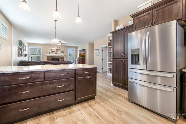 2083 Tendoy St, Twin Falls, ID 83301