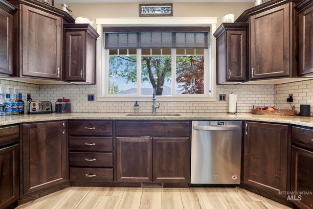 2083 Tendoy St, Twin Falls, ID 83301