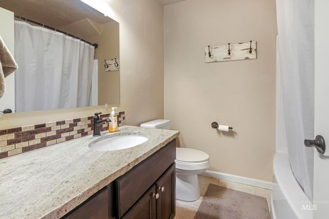 2083 Tendoy St, Twin Falls, ID 83301