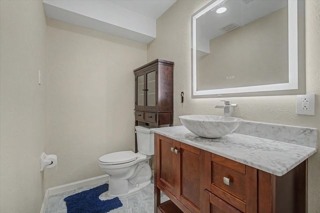 13198 Trail Hollow Drive 3198, Houston, TX 77079
