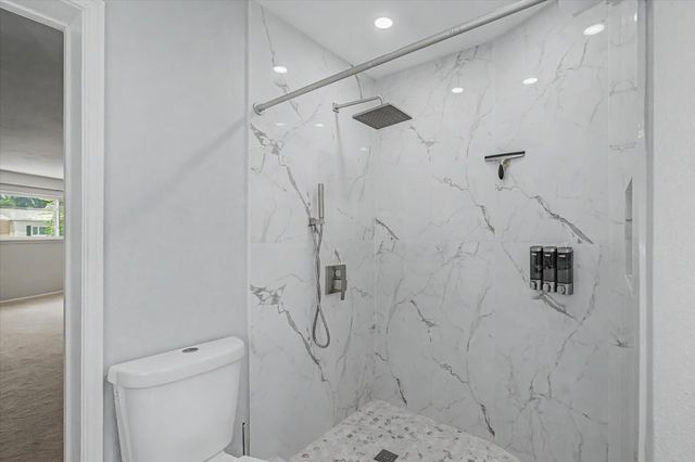13198 Trail Hollow Drive 3198, Houston, TX 77079