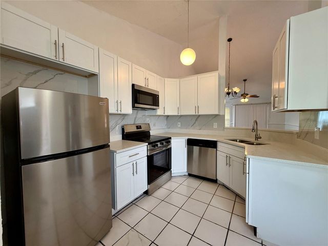 6521 GARDEN SPRING COURT, Orlando, FL 32818