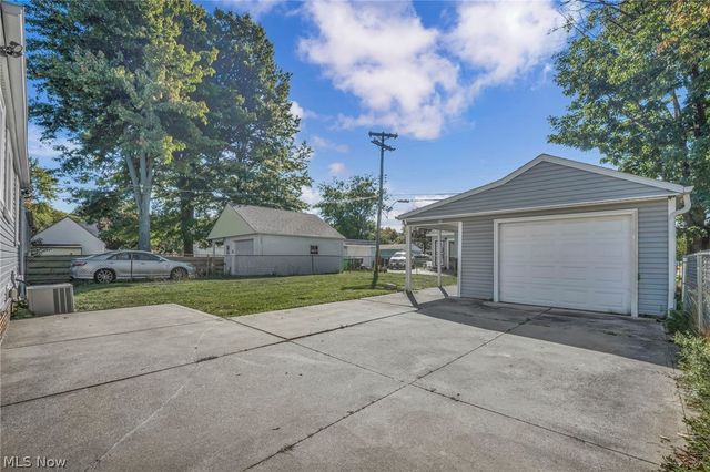 24940 Devoe Avenue, Euclid, OH 44123