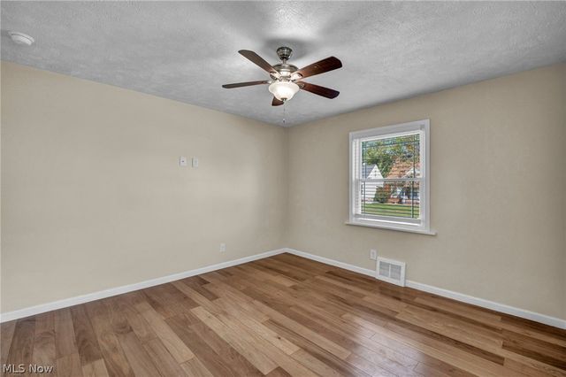 24940 Devoe Avenue, Euclid, OH 44123