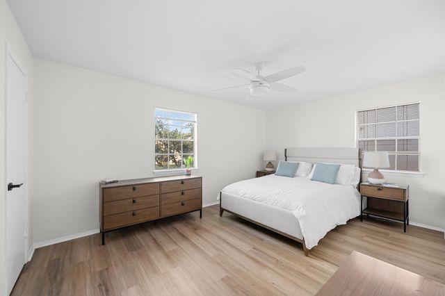 2012 Brun Street A, Houston, TX 77019