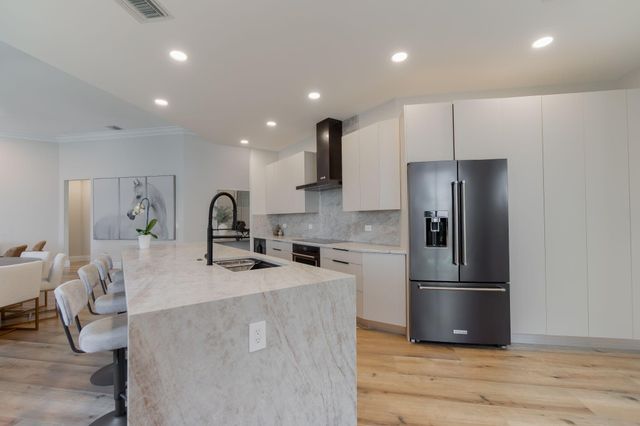 2658 Players Court, Wellington, FL 33414