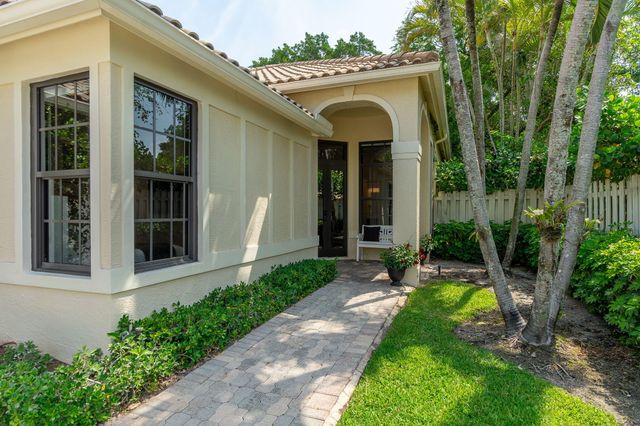 2658 Players Court, Wellington, FL 33414