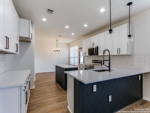 3626 Cotoneaster, San Antonio, TX 78261