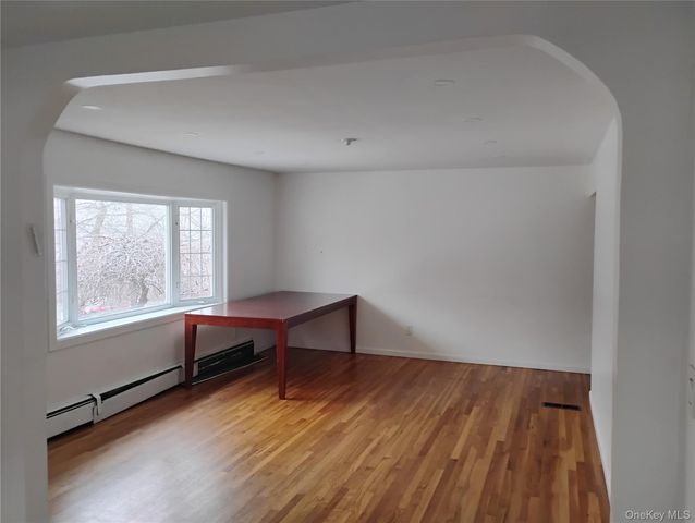 9 Merriewold Lane S, Monroe, NY 10950