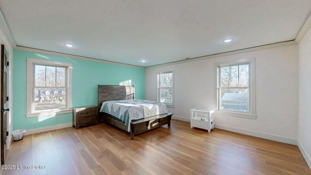 115 Sparks Dr, Brooks, KY 40109