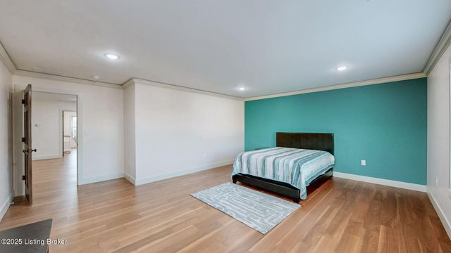 115 Sparks Dr, Brooks, KY 40109