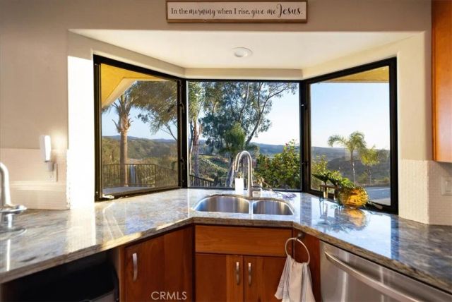 4408 Brodea Ln, Fallbrook, CA 92028