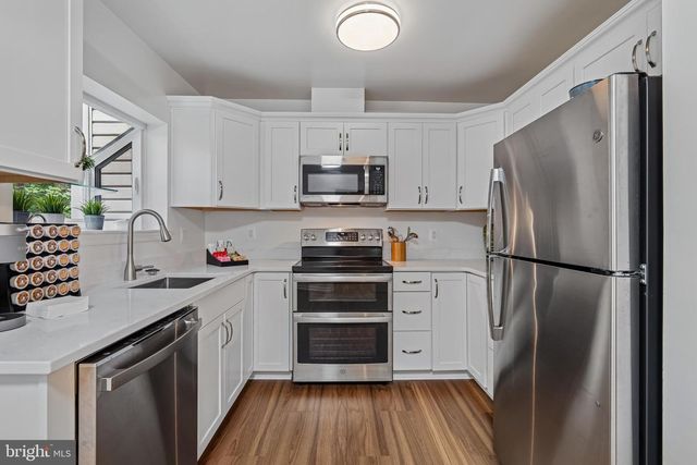 2 TIVOLI LAKE CT, Silver Spring, MD 20906