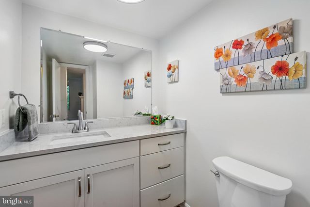 2 TIVOLI LAKE CT, Silver Spring, MD 20906
