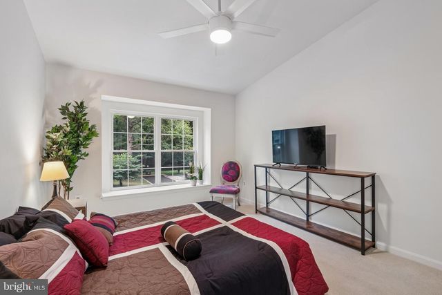 2 TIVOLI LAKE CT, Silver Spring, MD 20906